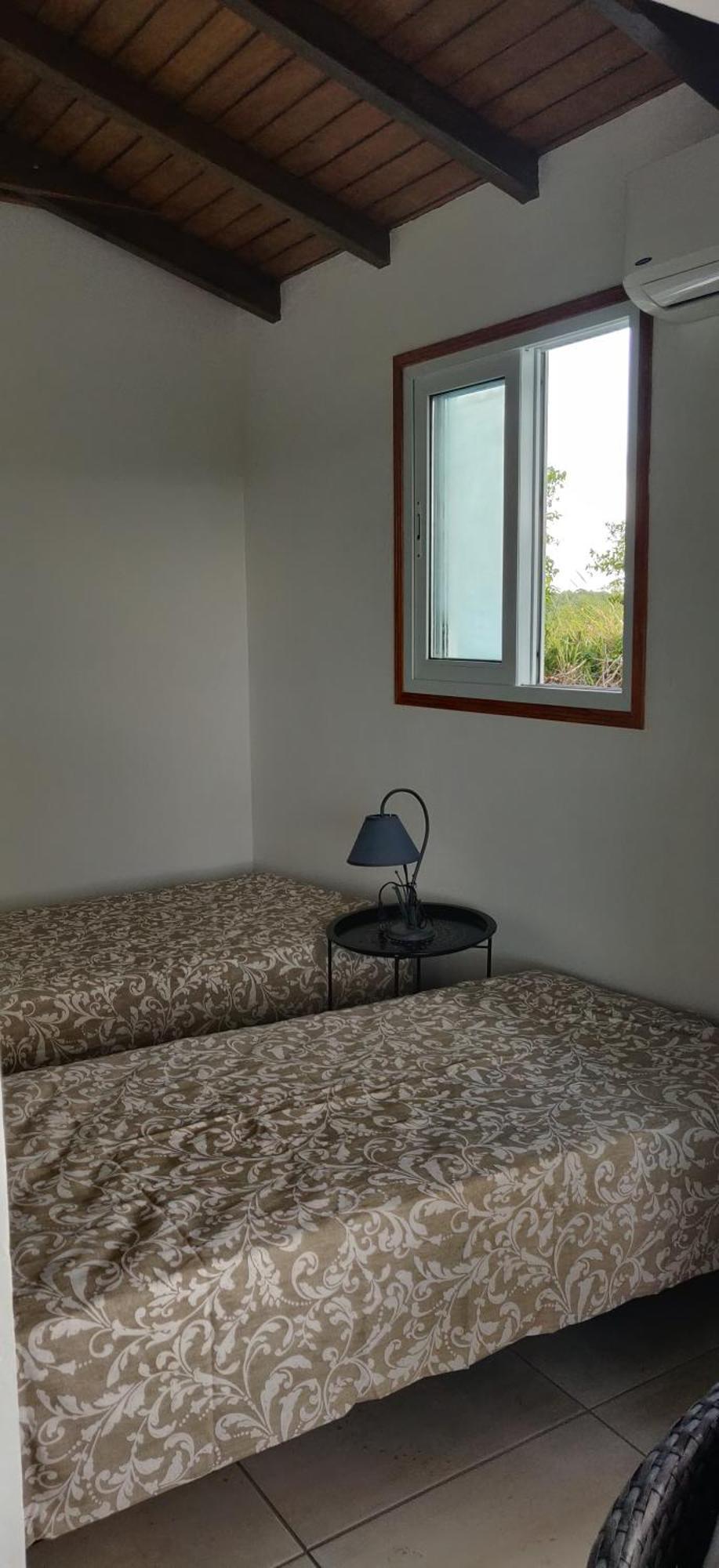 Appartement Tout Confort Sainte-Anne  Exterior foto