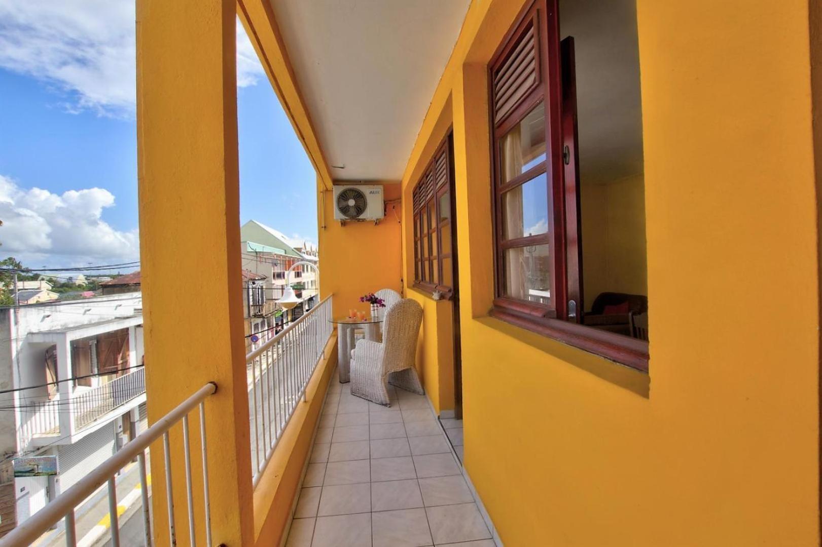 Appartement Tout Confort Sainte-Anne  Exterior foto